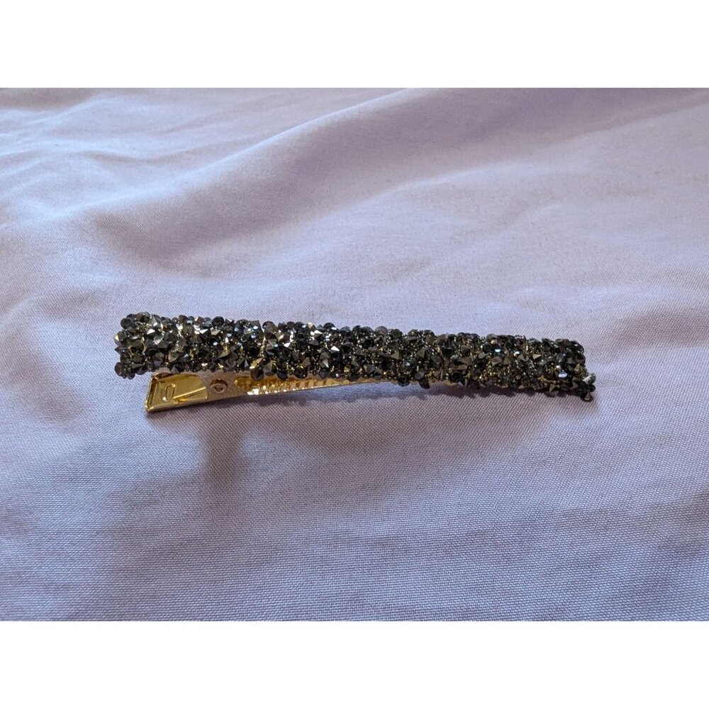 Sparkling Rhinestone Hair Clip With Gold-Tone Alligator Grip